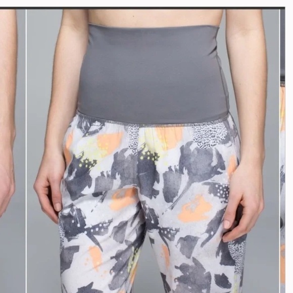 Lululemon Om Pant Mini Art Pop White Multi / Slate 4 - Picture 6 of 8